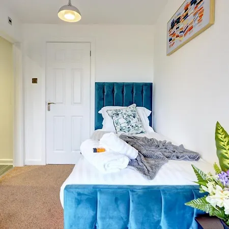 Luxurious For Long Term Holiday home *